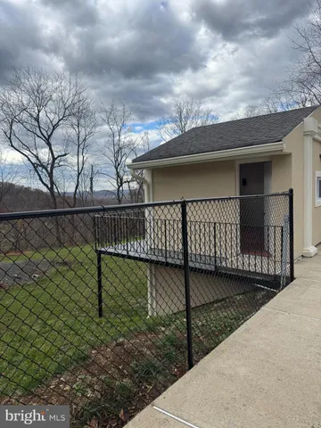 $1,150,000 | 161 Pleasant Valley Road, Titusville, NJ 08560