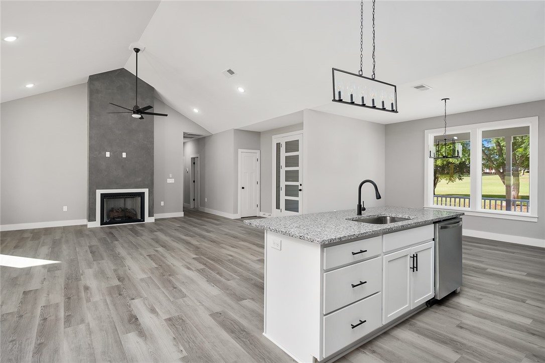 1014 Cox Road Anderson, SC 29621 - Photo 8 of 28 Gallery Image 8
