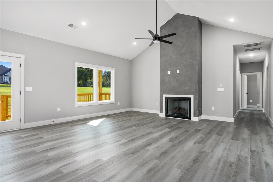 1014 Cox Road Anderson, SC 29621 - Photo 10 of 28 Gallery Image 10