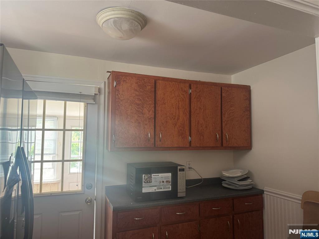 11 Ayer Place Rutherford, NJ 07070 - Photo 7 of 24