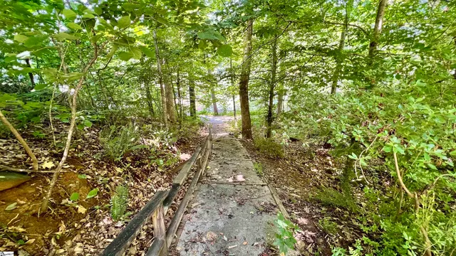 $334,900 | 3 Lost Forest Drive, Westminster, SC 29693