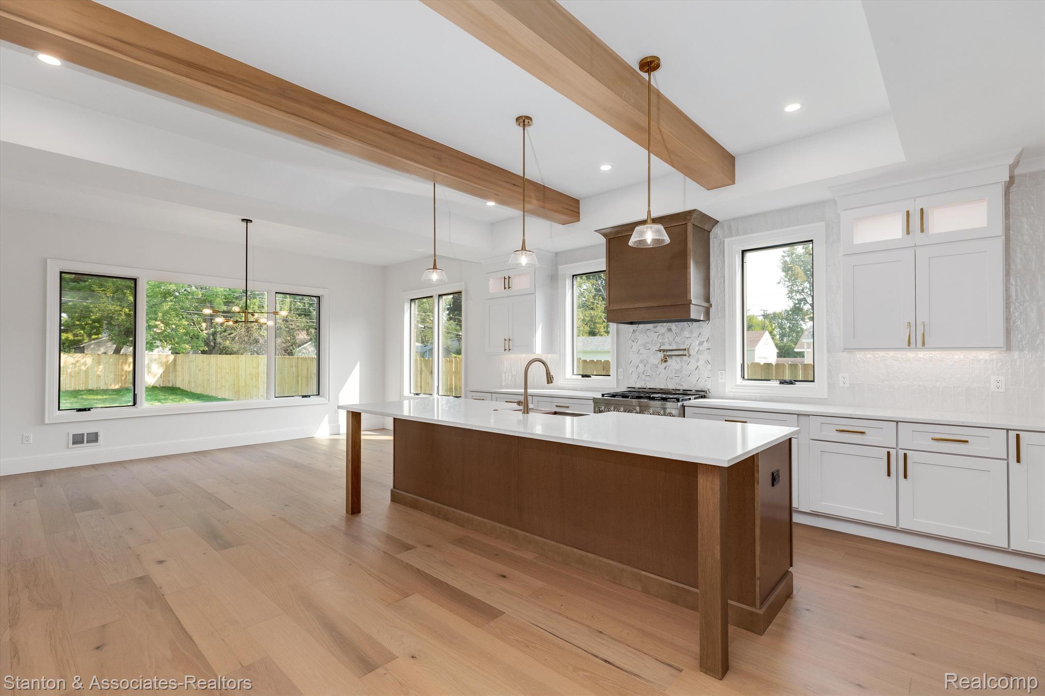 3328 Starr Road Royal Oak, MI 48073 - Photo 17 of 62 kitchen