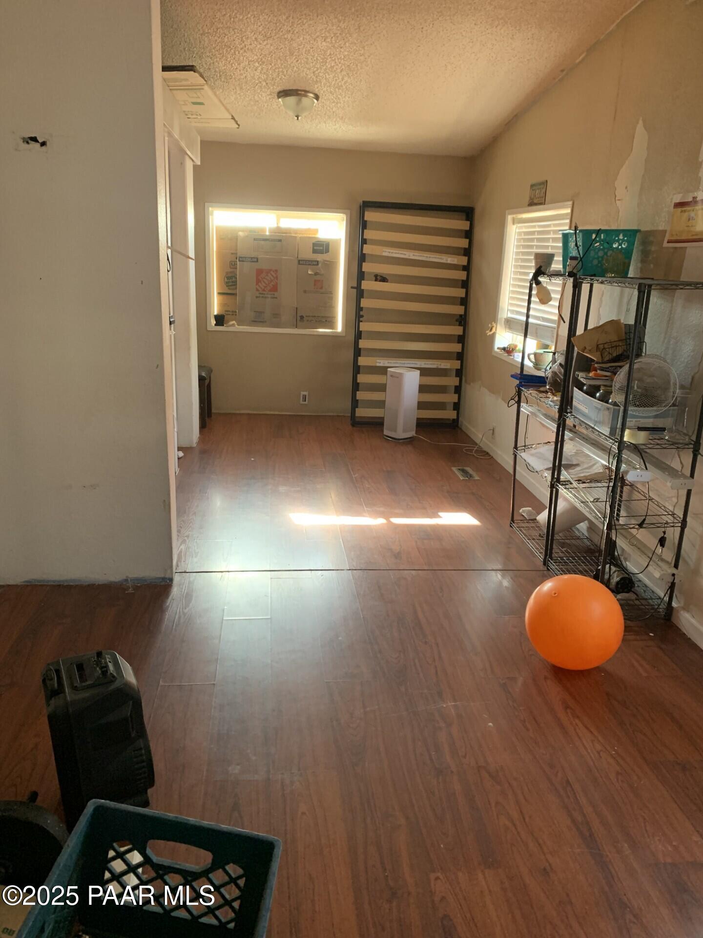 61333 Rough Rock Road Seligman, AZ 86337 - Photo 13 of 34 3rd rm