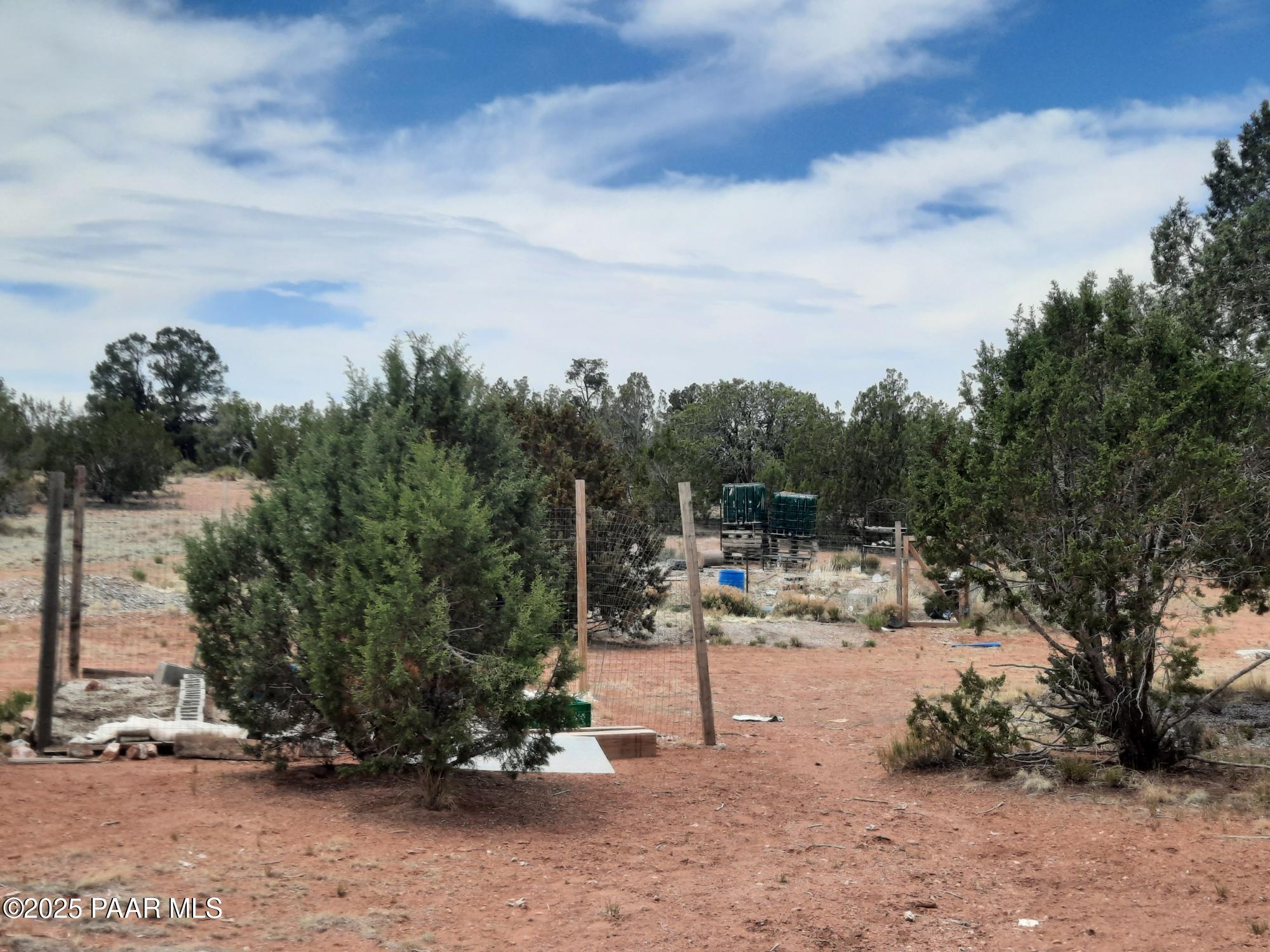 61333 Rough Rock Road Seligman, AZ 86337 - Photo 30 of 34 20250529_114316