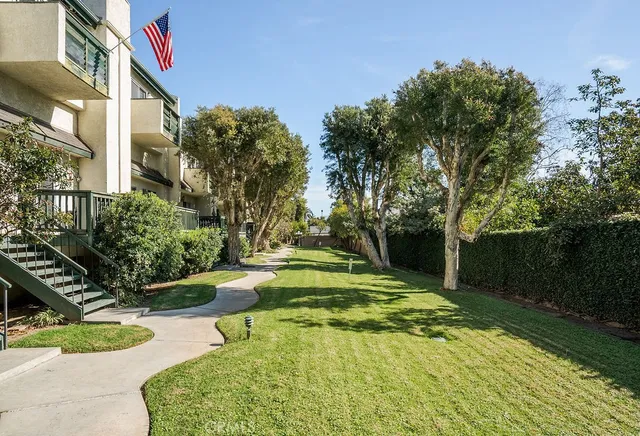 $699,000 | 426 West First Street, Tustin, CA 92780