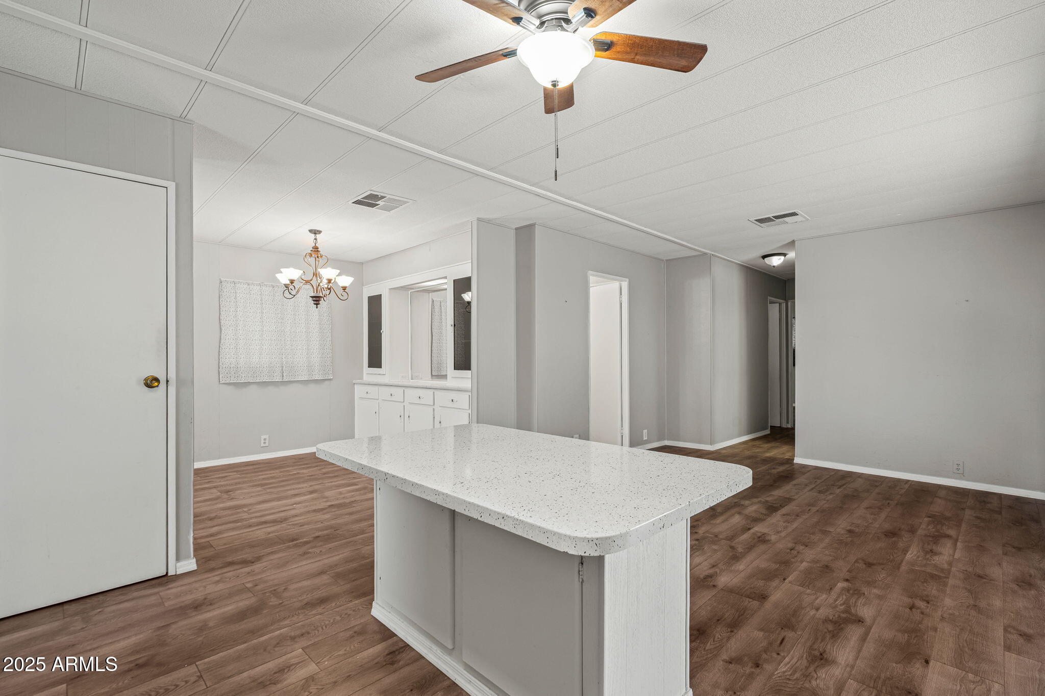 201 South Greenfield Road, Unit 207 Mesa, AZ 85206 - Photo 4 of 50 a bathroom with a sink and a mirror