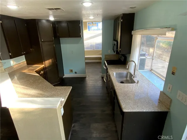 $3,100 | 11423 Aberdeen Drive, Fontana, CA 92337