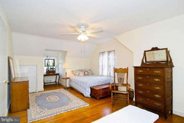 6308 Wilmett Road Bethesda, MD 20817 - Photo 15 of 17 Bedroom #1