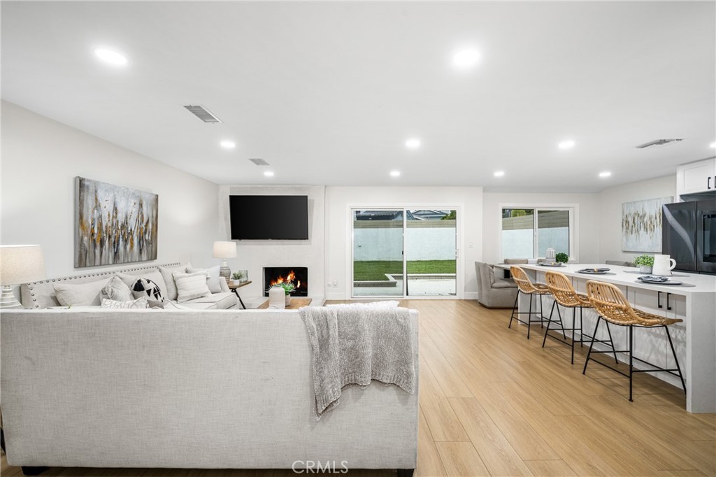 3660 Pioneer Boulevard Long Beach, CA 90808 - Photo 14 of 50