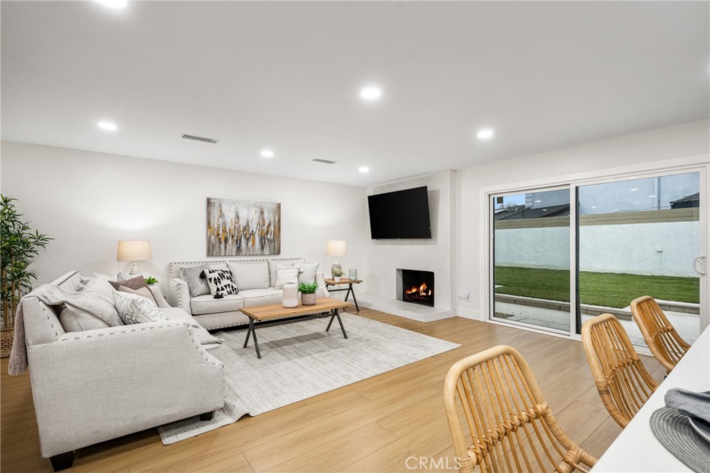 3660 Pioneer Boulevard Long Beach, CA 90808 - Photo 24 of 50