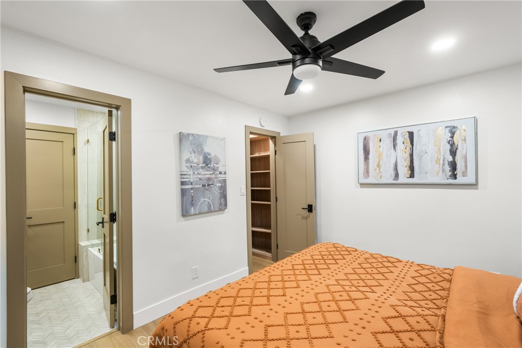 3660 Pioneer Boulevard Long Beach, CA 90808 - Photo 27 of 50 a bedroom with a bed and a view of bathroom