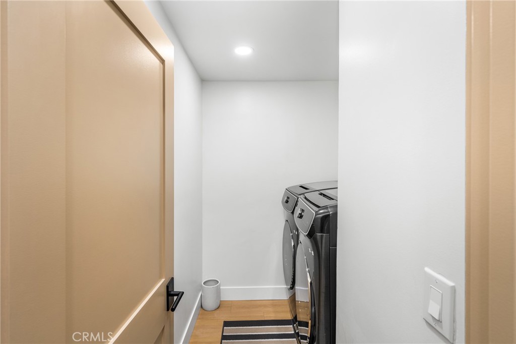 3660 Pioneer Boulevard Long Beach, CA 90808 - Photo 34 of 50 a view of walk in closet