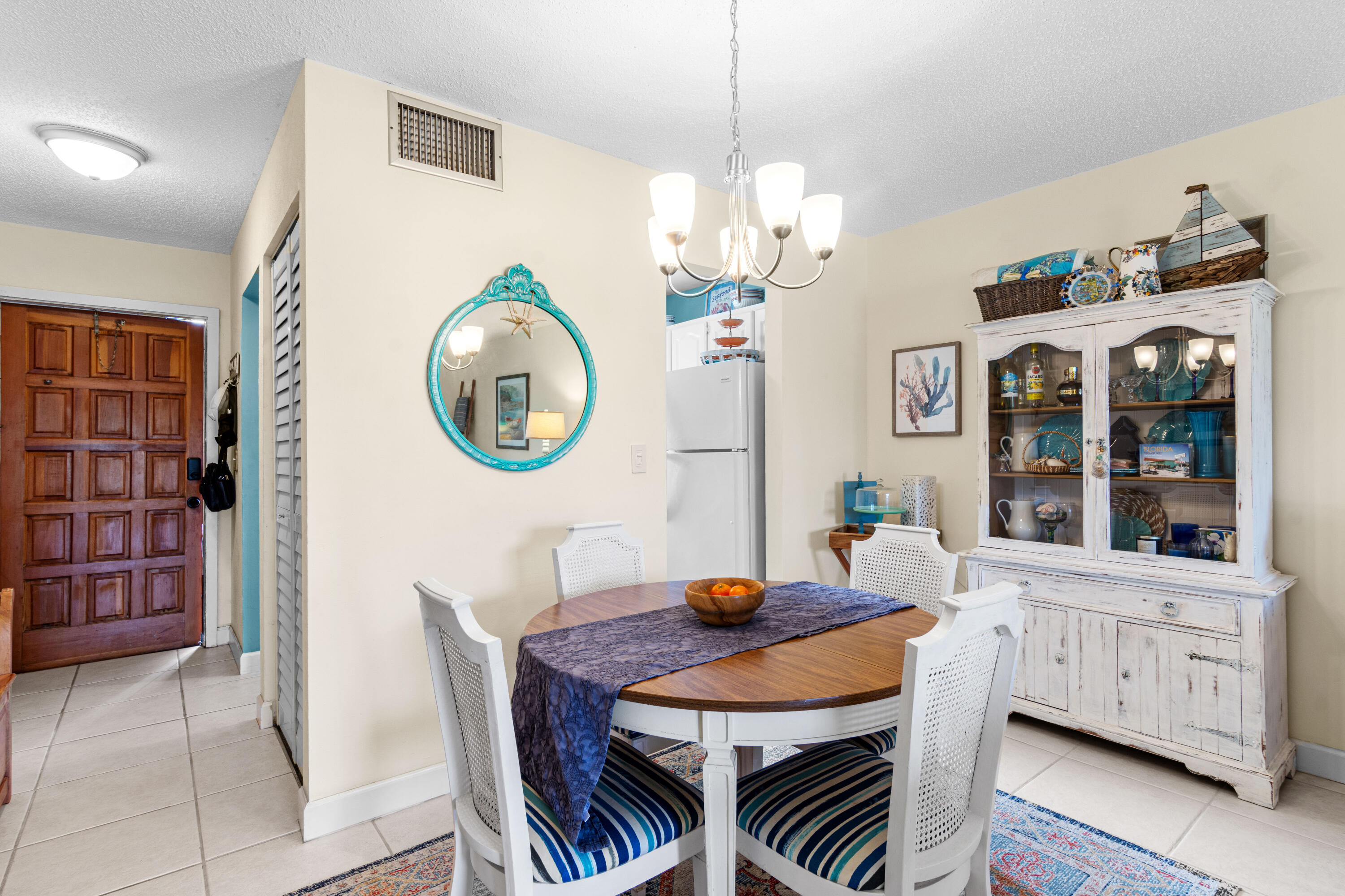 1967 Southwest Palm City Road, Unit 34H Stuart, FL 34994 - Photo 7 of 39 DSC_8561