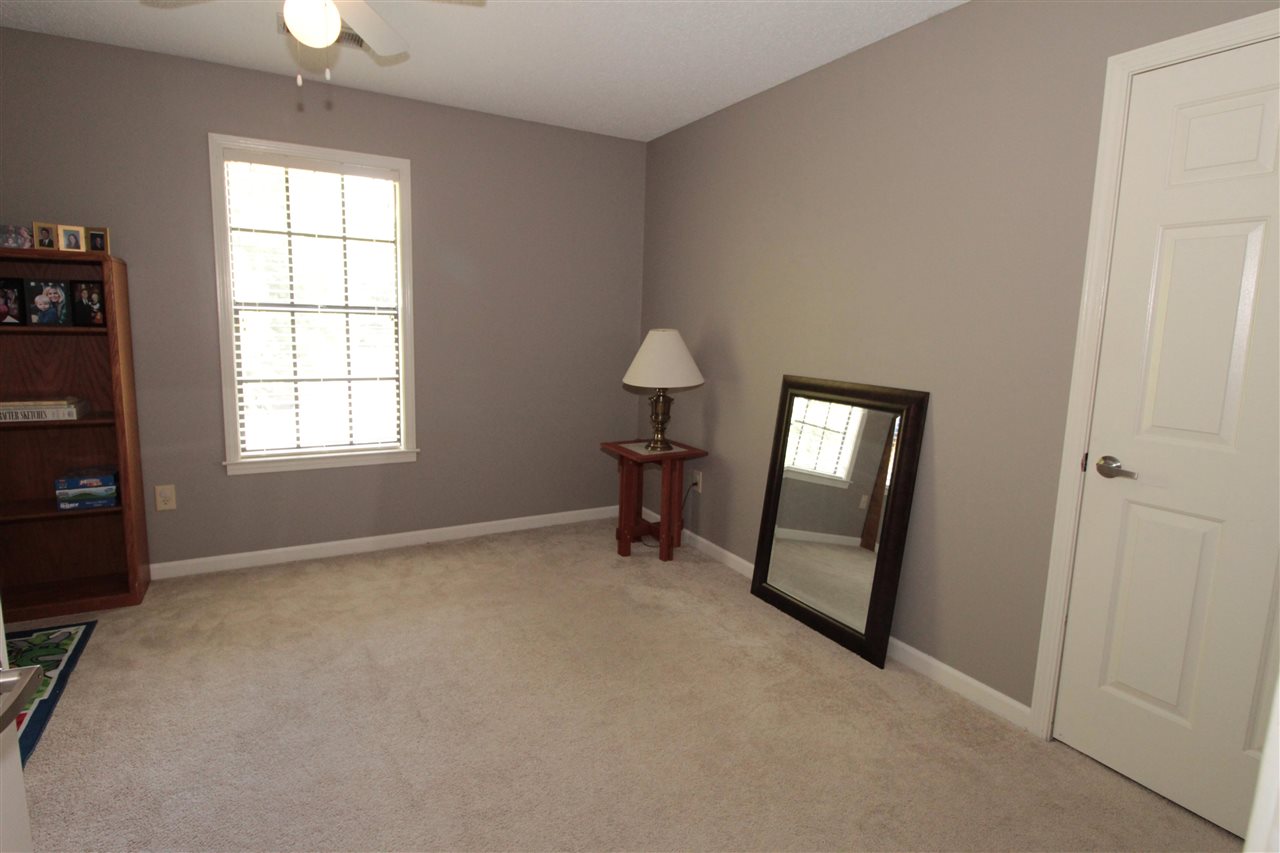 8082 Farmingdale Road Germantown, TN 38138 - Photo 14 of 20 Gallery Image 14