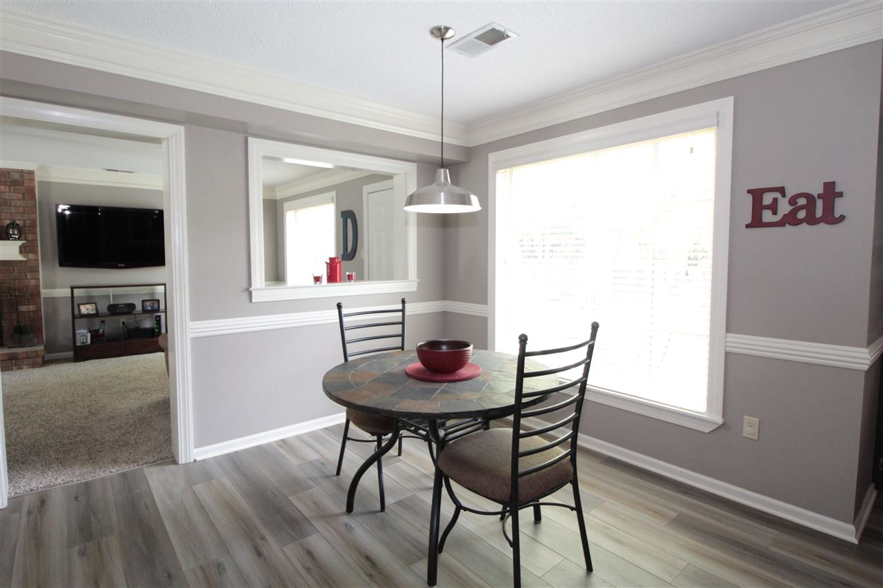 8082 Farmingdale Road Germantown, TN 38138 - Photo 8 of 20 Gallery Image 8