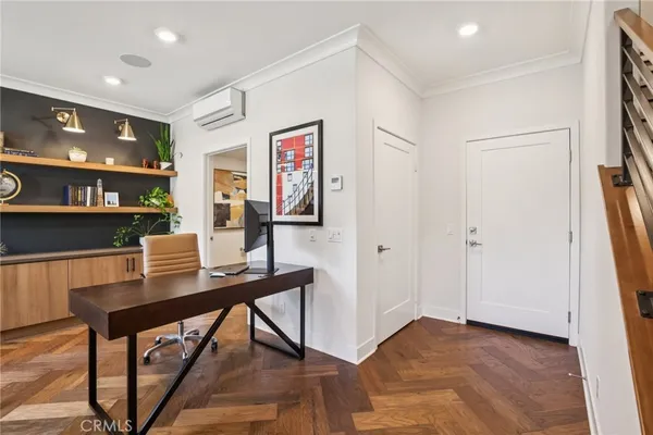 $1,059,000 | 831 South Grable Circle, Orange, CA 92868