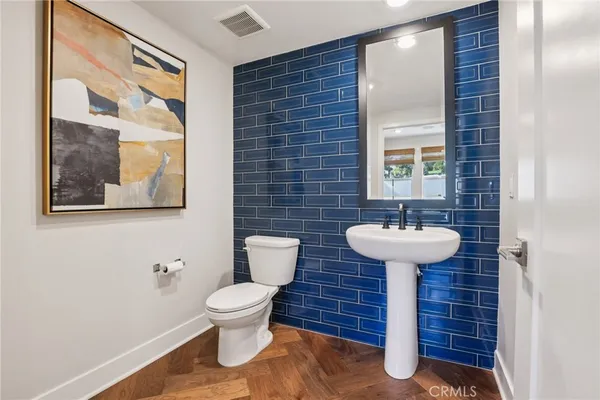 $1,059,000 | 831 South Grable Circle, Orange, CA 92868