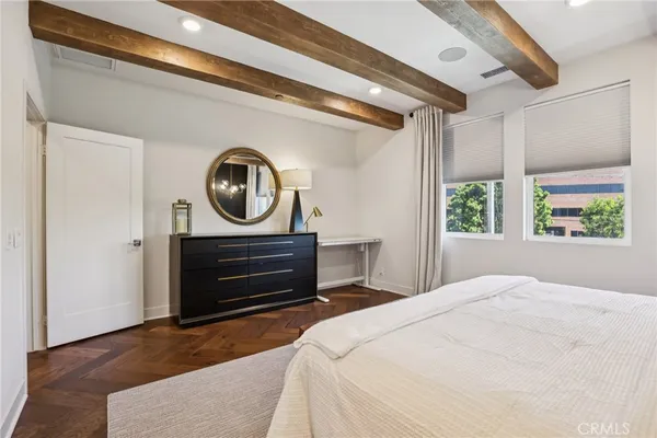 $1,059,000 | 831 South Grable Circle, Orange, CA 92868