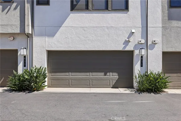$1,059,000 | 831 South Grable Circle, Orange, CA 92868
