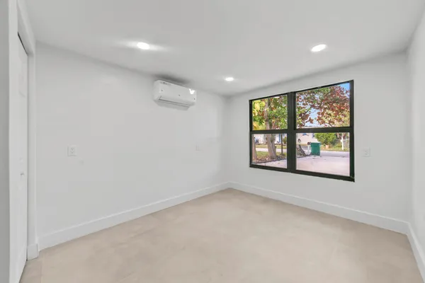 $599,900 | 4114 Southwest 49th Court, Dania Beach, FL 33314