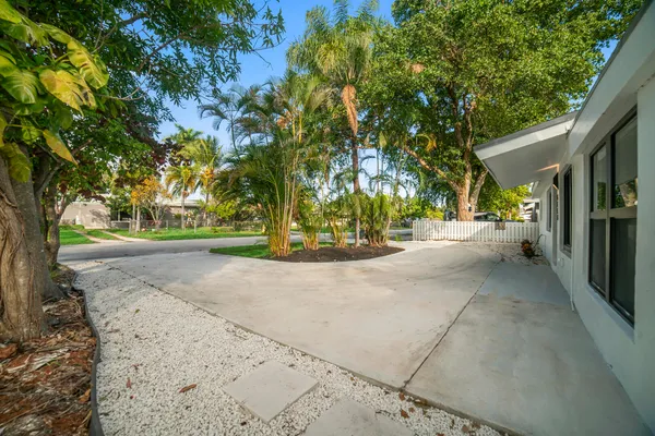 $599,900 | 4114 Southwest 49th Court, Dania Beach, FL 33314