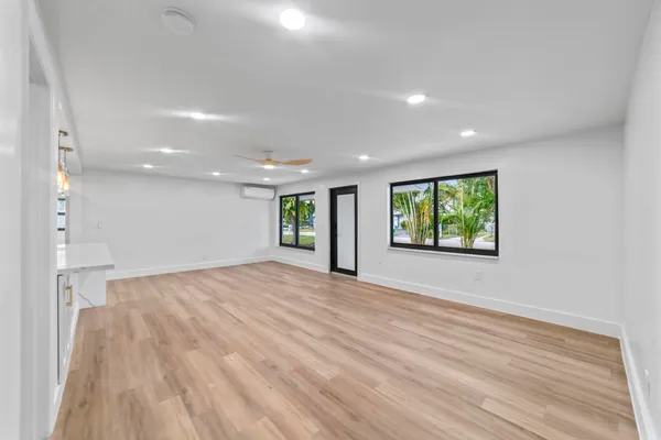 $599,900 | 4114 Southwest 49th Court, Dania Beach, FL 33314