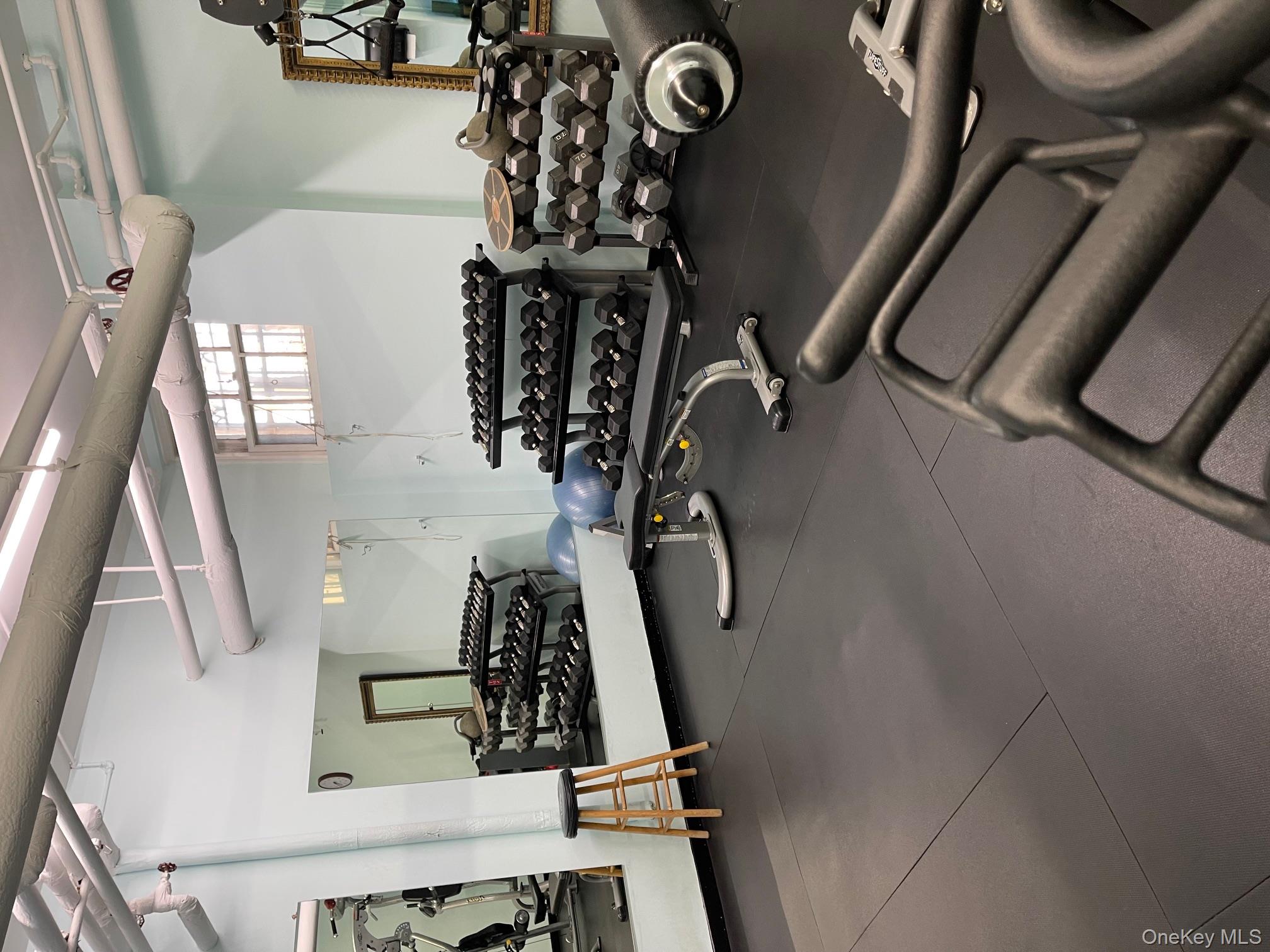 390 Riverside Drive, Unit 12AC Manhattan, NY 10025 - Photo 27 of 29 Weight & Exercise room
