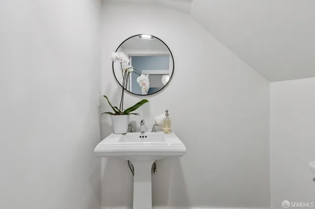 $1,395,000 | 1385 Vallejo Street, San Francisco, CA 94109