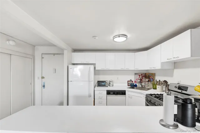 $505,000 | 1376 Midland Avenue, Unit 813, Bronxville, NY 10708