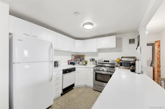 $505,000 | 1376 Midland Avenue, Unit 813, Bronxville, NY 10708
