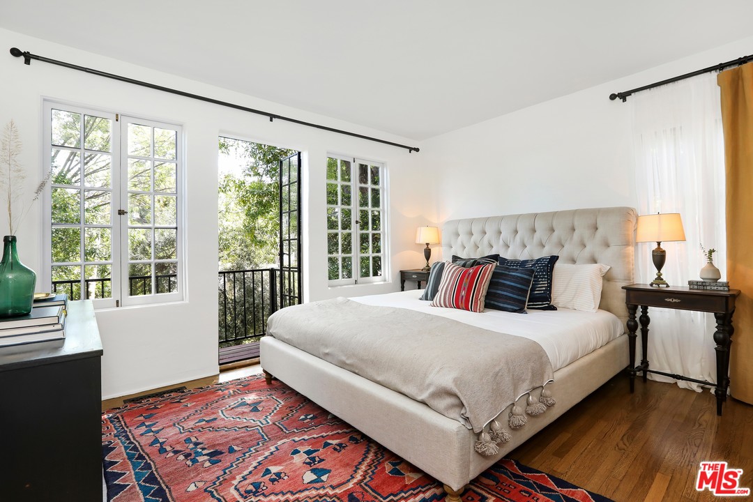 3656 Lowry Road Los Angeles, CA 90027 - Photo 15 of 45