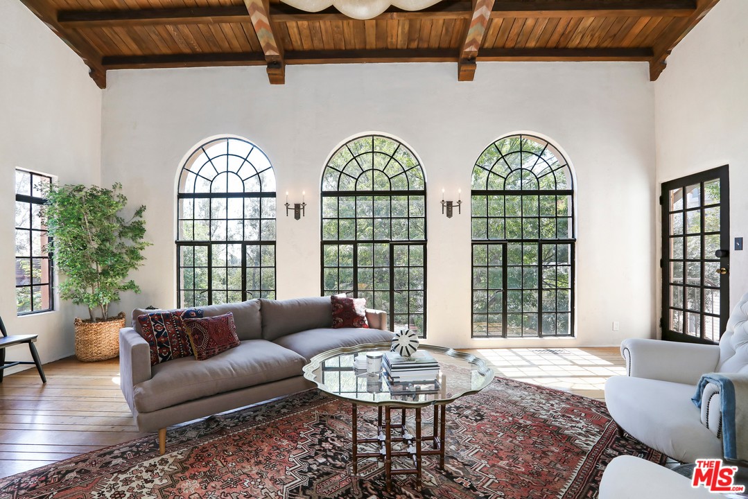 3656 Lowry Road Los Angeles, CA 90027 - Photo 3 of 45