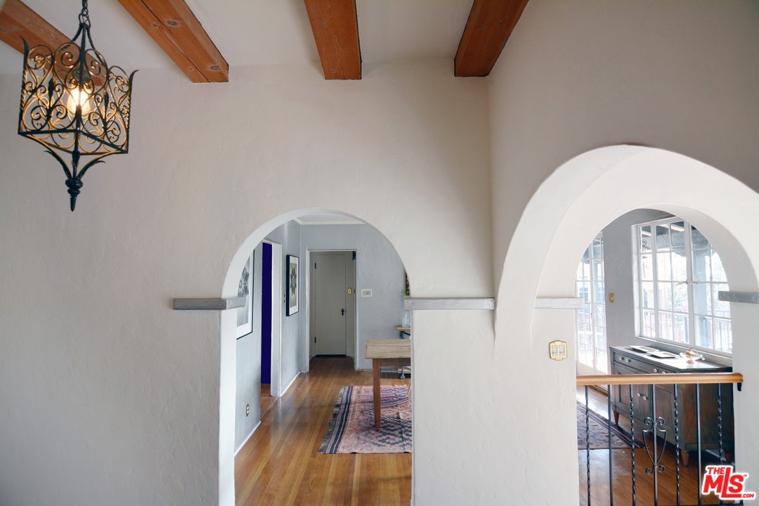 3656 Lowry Road Los Angeles, CA 90027 - Photo 26 of 45