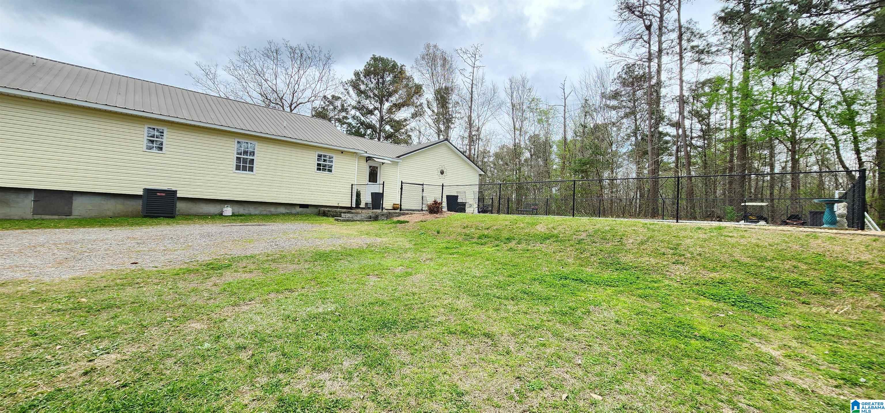 250 Martin Drive Oneonta, AL 35121 - Photo 8 of 40