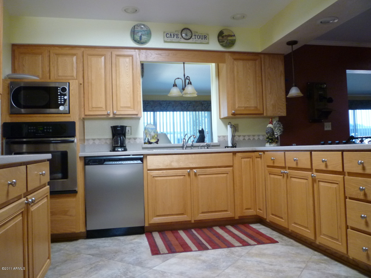 904 South Rochester Mesa, AZ 85206 - Photo 4 of 18 Full kitchen view 904 web