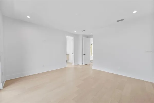 $6,250 | 501 West Ross Avenue, Unit 3, Tampa, FL 33602