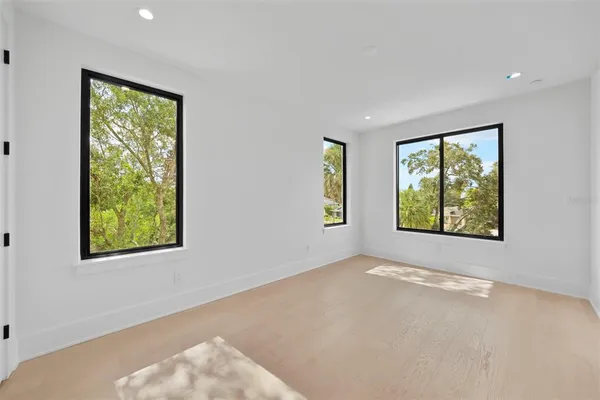 $6,250 | 501 West Ross Avenue, Unit 3, Tampa, FL 33602