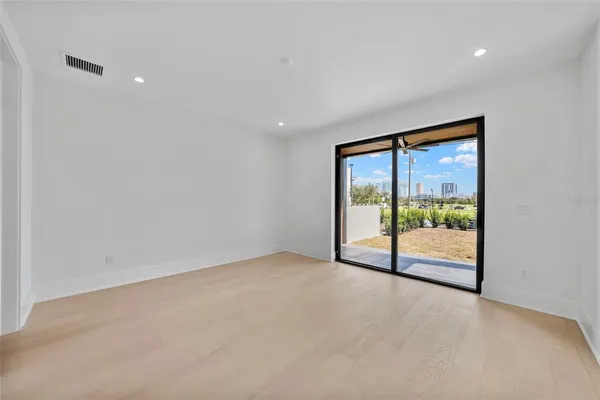 $6,250 | 501 West Ross Avenue, Unit 3, Tampa, FL 33602