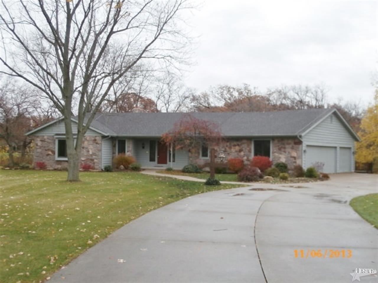 8236 Butt Road East Woodburn, IN 46797 - Photo 1 of 30