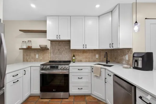 $2,650 | 500 Crosswinds Drive, Unit C1, Greenacres, FL 33413