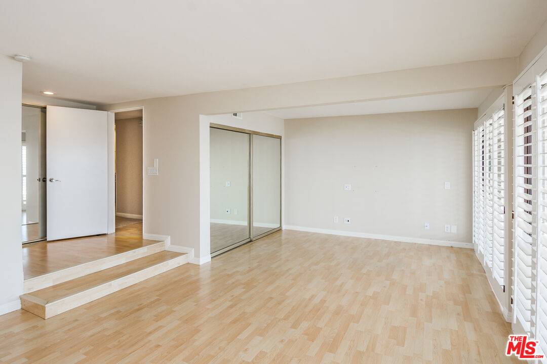 18057 Coastline Drive, Unit 5 Malibu, CA 90265 - Photo 11 of 20