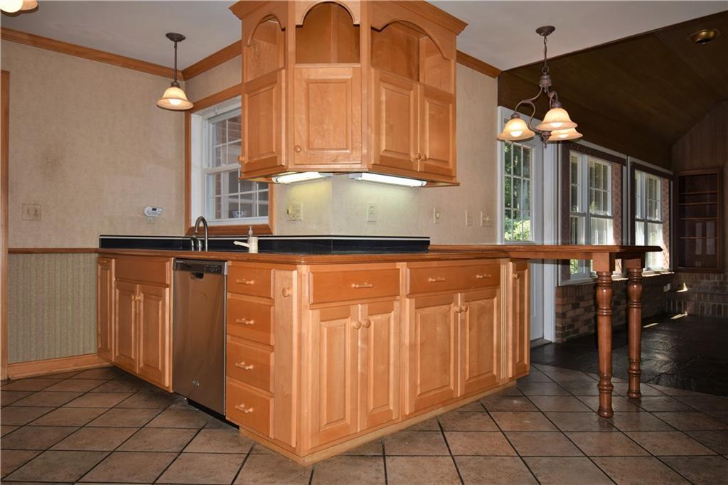 2921 North Limestone Street Springfield, OH 45503 - Photo 13 of 45