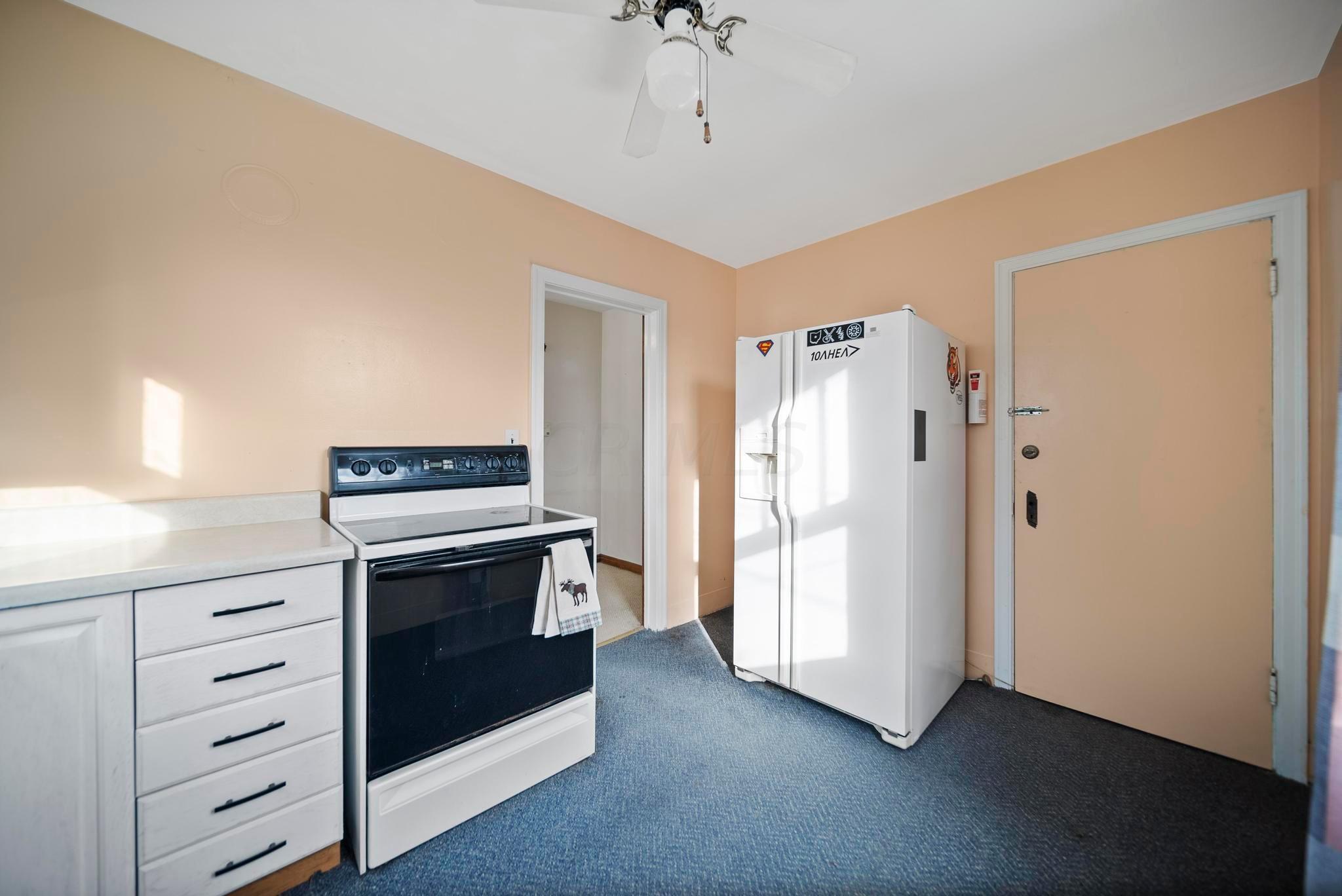3117 Parkside Road Columbus, OH 43204 - Photo 5 of 43 DSC09868