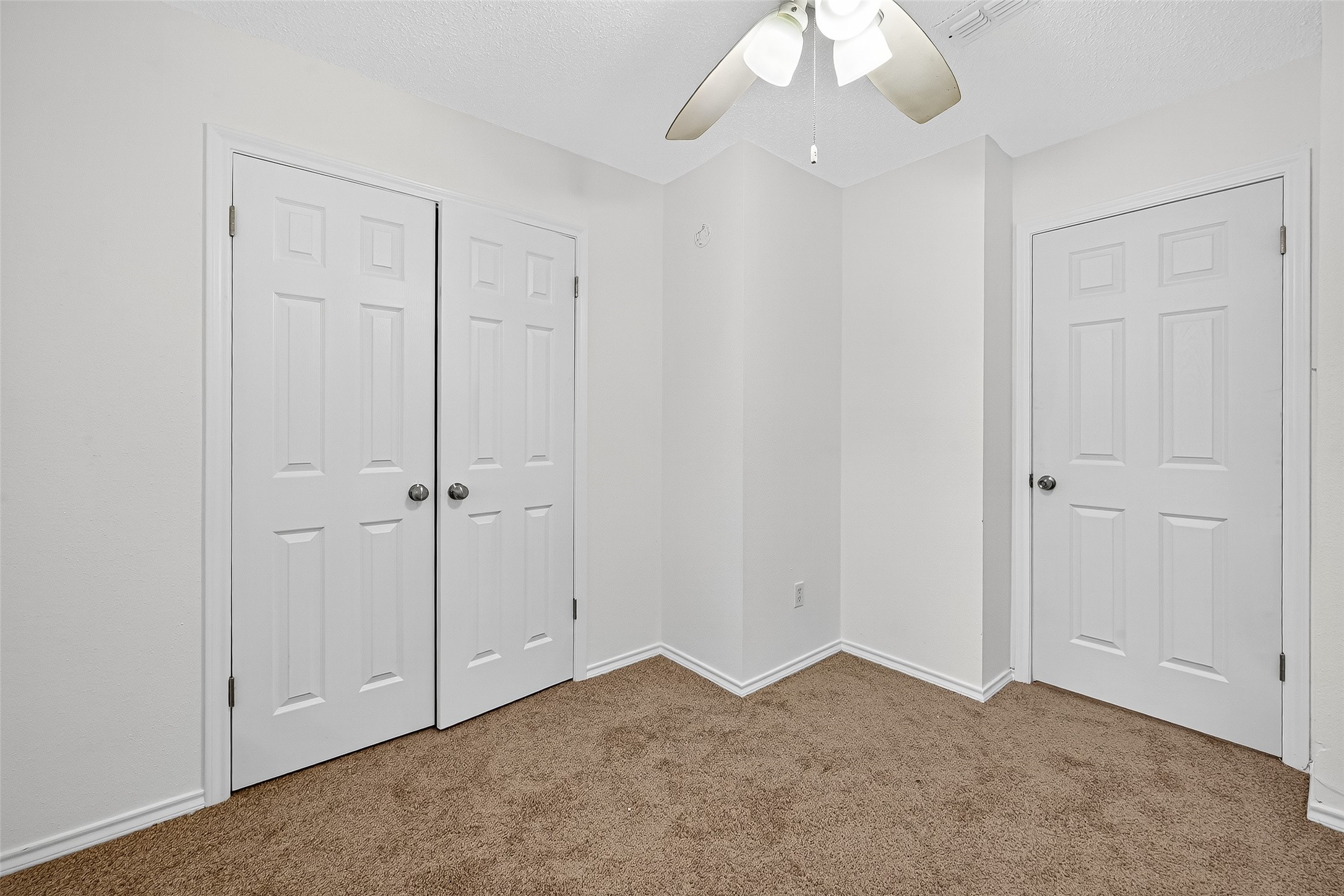 9610 West Withers Way Circle Houston, TX 77065 - Photo 35 of 45 Bedroom 1