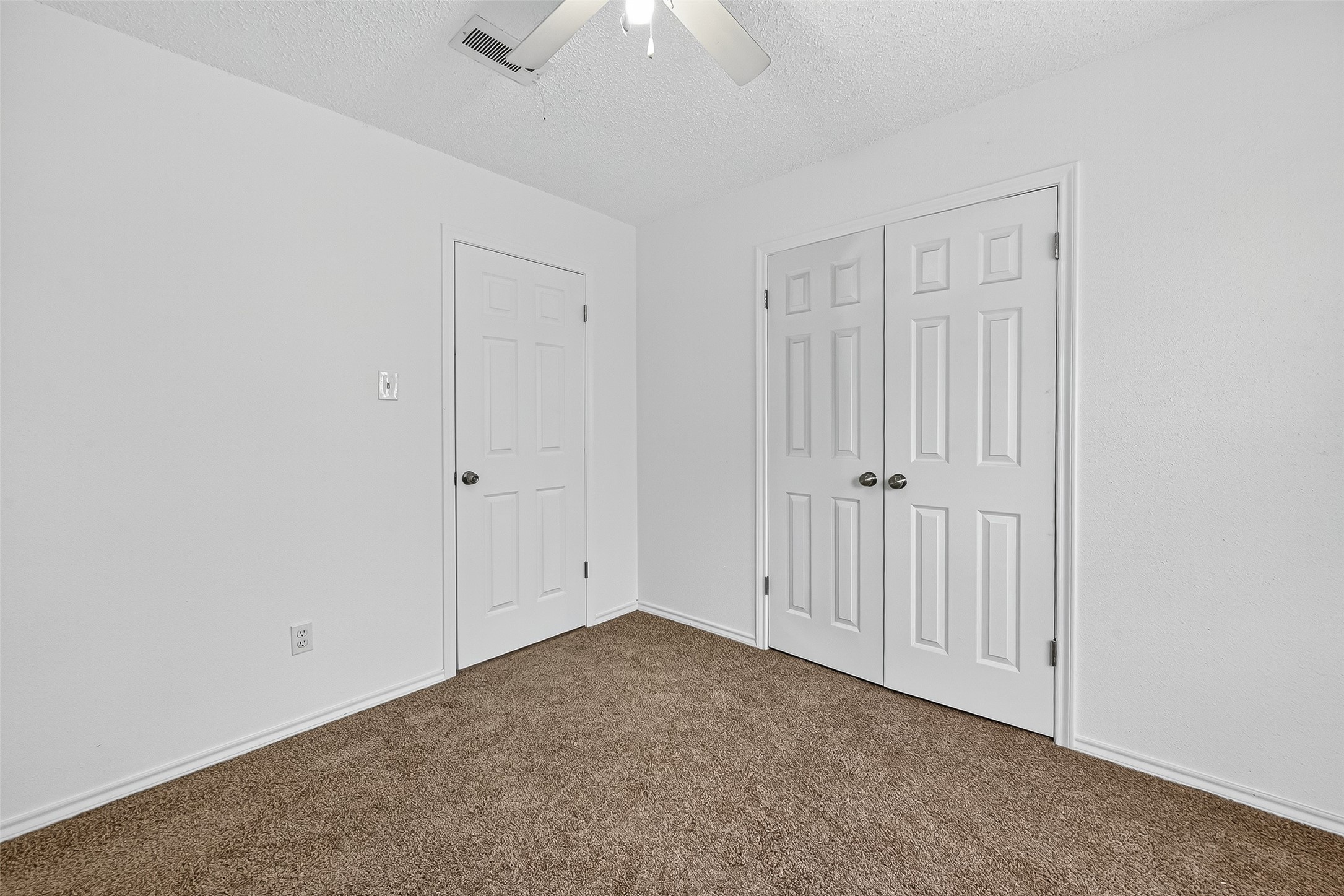 9610 West Withers Way Circle Houston, TX 77065 - Photo 37 of 45 Bedroom 2