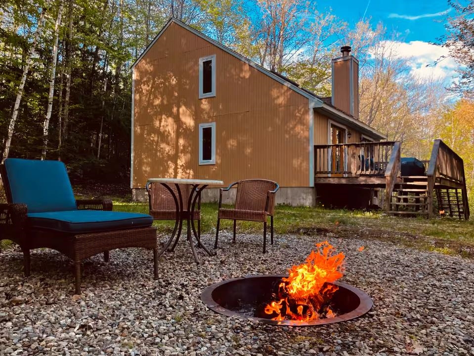 125 Bear Road Haverhill, NH 03785 - Photo 1 of 21 Gallery Image 1