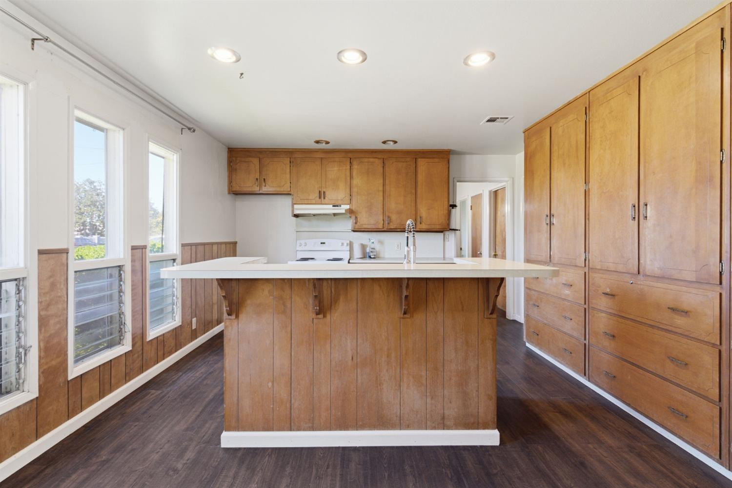 16590 South Austin Road Manteca, CA 95336 - Photo 18 of 37