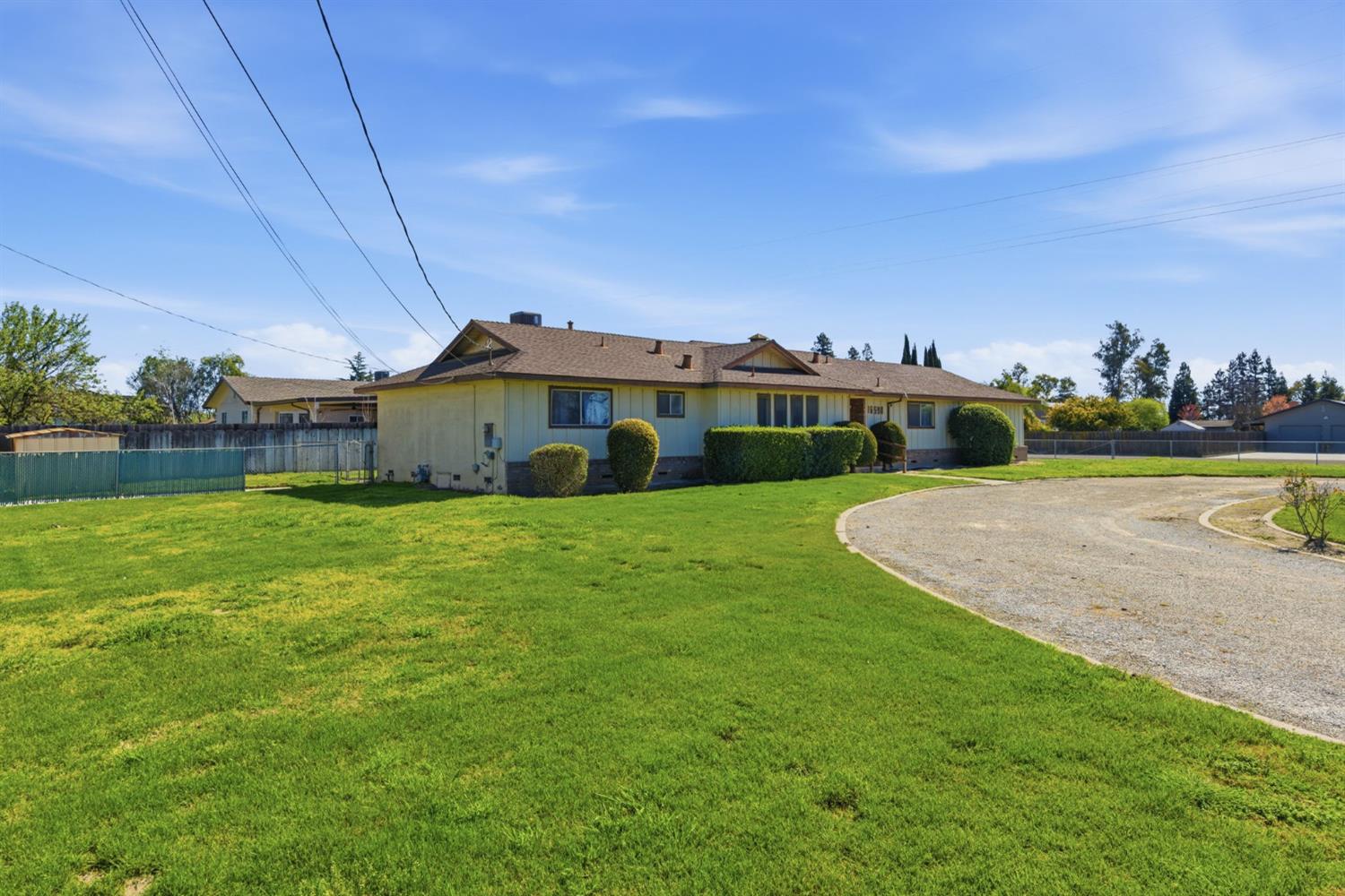 16590 South Austin Road Manteca, CA 95336 - Photo 3 of 37