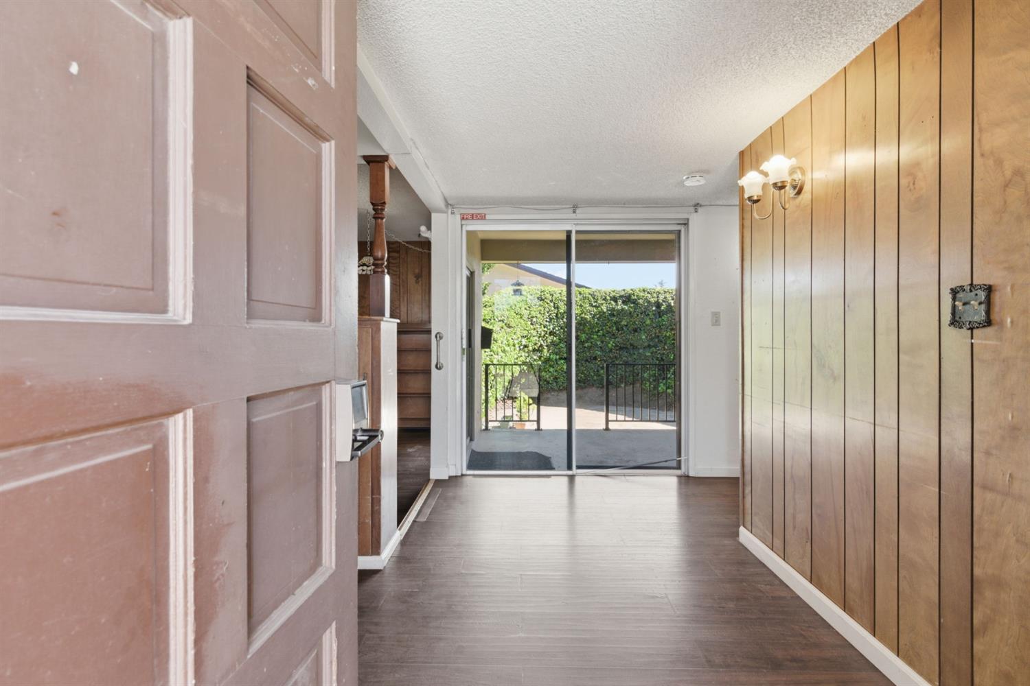 16590 South Austin Road Manteca, CA 95336 - Photo 5 of 37