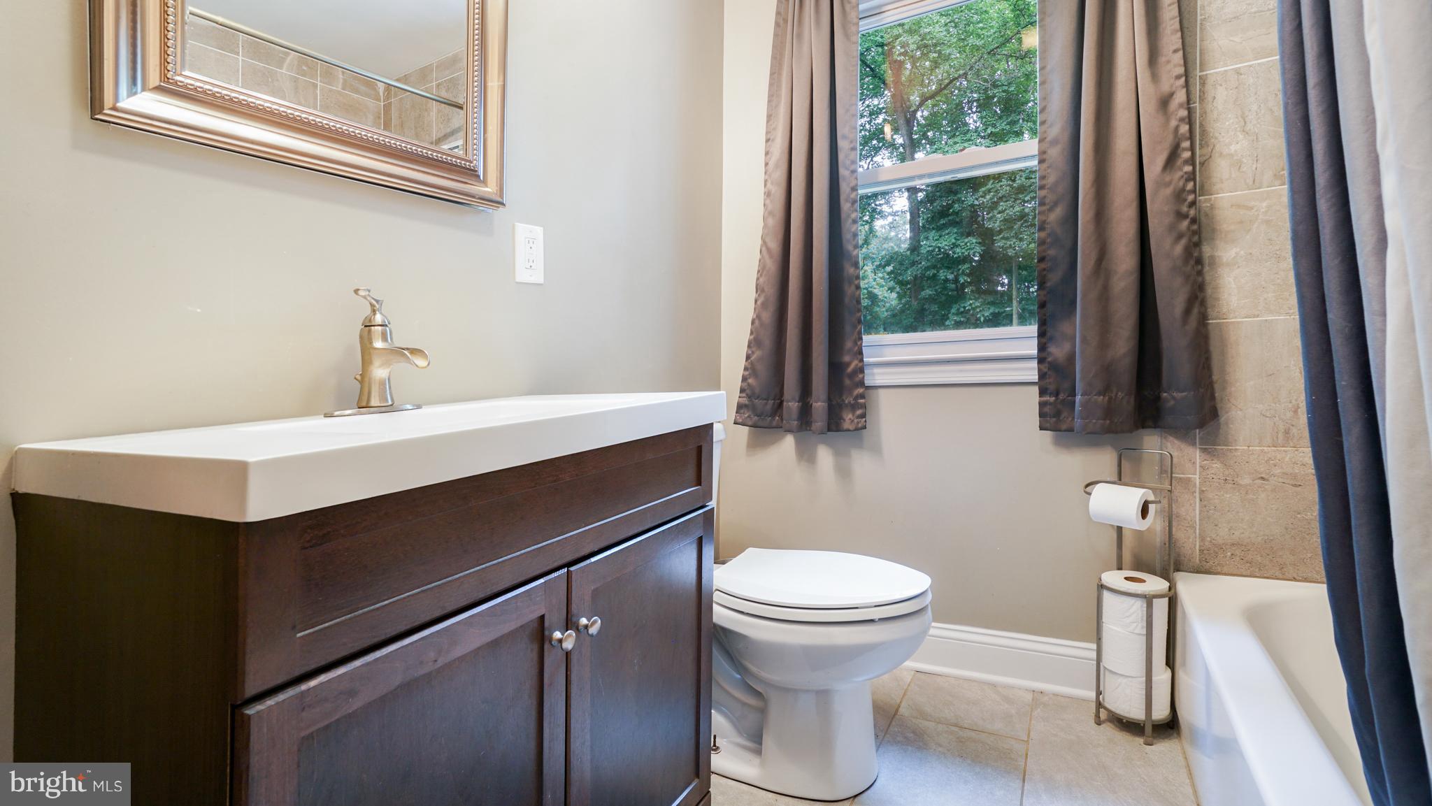 10013 Liberty Road Randallstown, MD 21133 - Photo 20 of 27 Bath